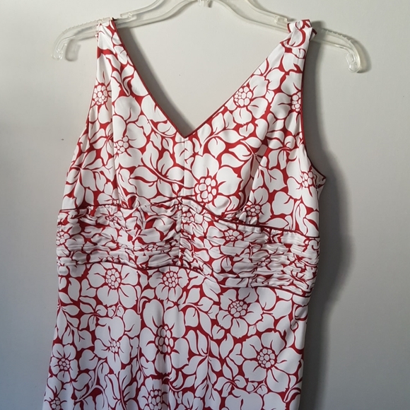 Ann Taylor Petites Red & Ivory Floral Surplice 12P Silk Dress - Picture 4 of 9